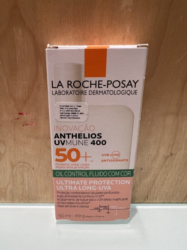 La Roche Posay Tinted Oil Control Sunscreen